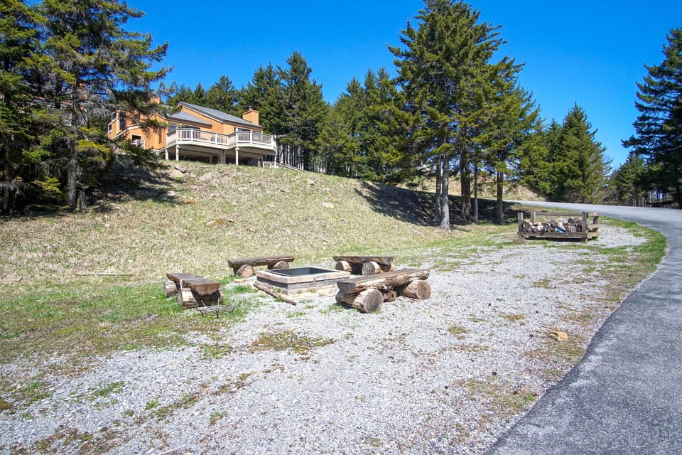 Communal use fire pit for Wabasso guests