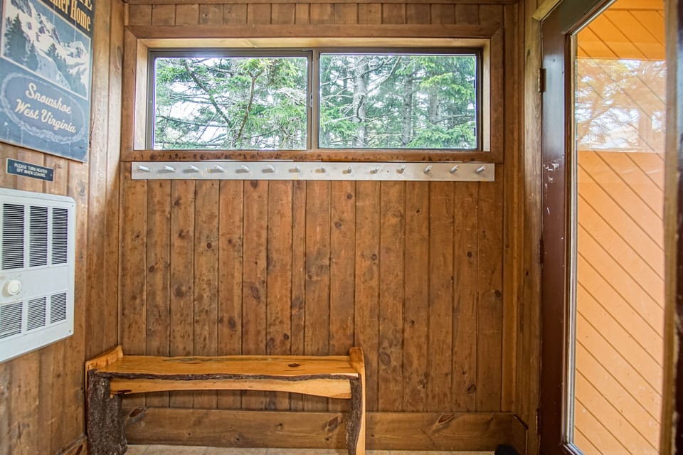 Entry was has space of ski equipment