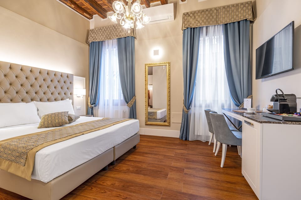 Deluxe Double or Twin Room (Deluxe Vivaldi) | In-room safe, desk, laptop workspace, free WiFi