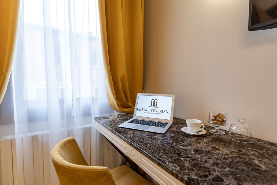 Deluxe Triple Room (Deluxe Marco Polo) | In-room safe, desk, laptop workspace, WiFi (free)