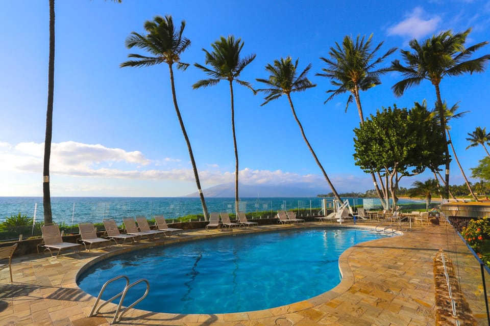 Take a cool dip in this Oceanside pool