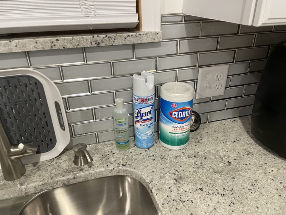 Disinfectant spray, gel & wipes to help you keep surfaces & hands, free of germs