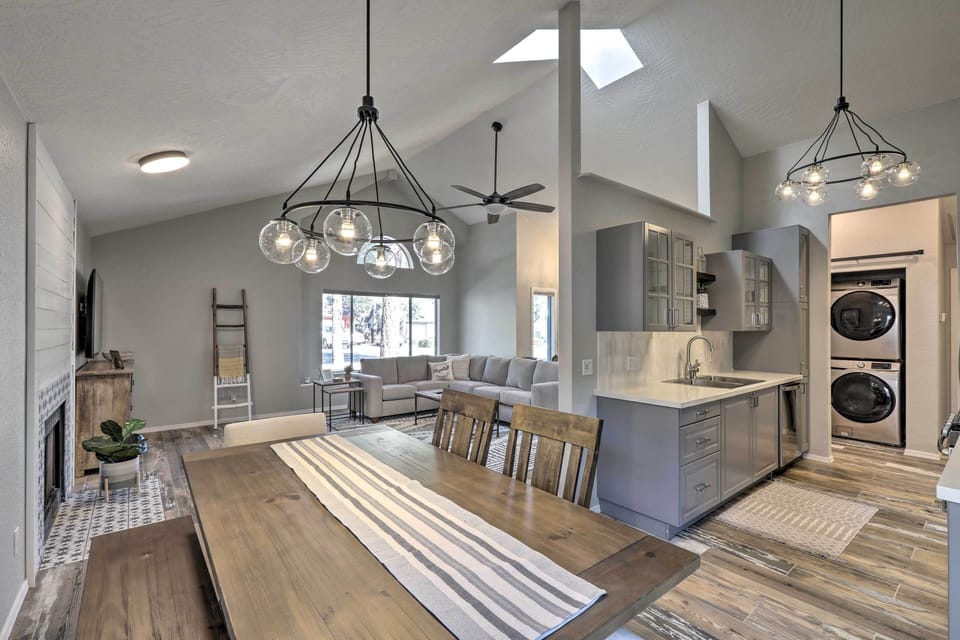 Dining Area | Dishware & Flatware