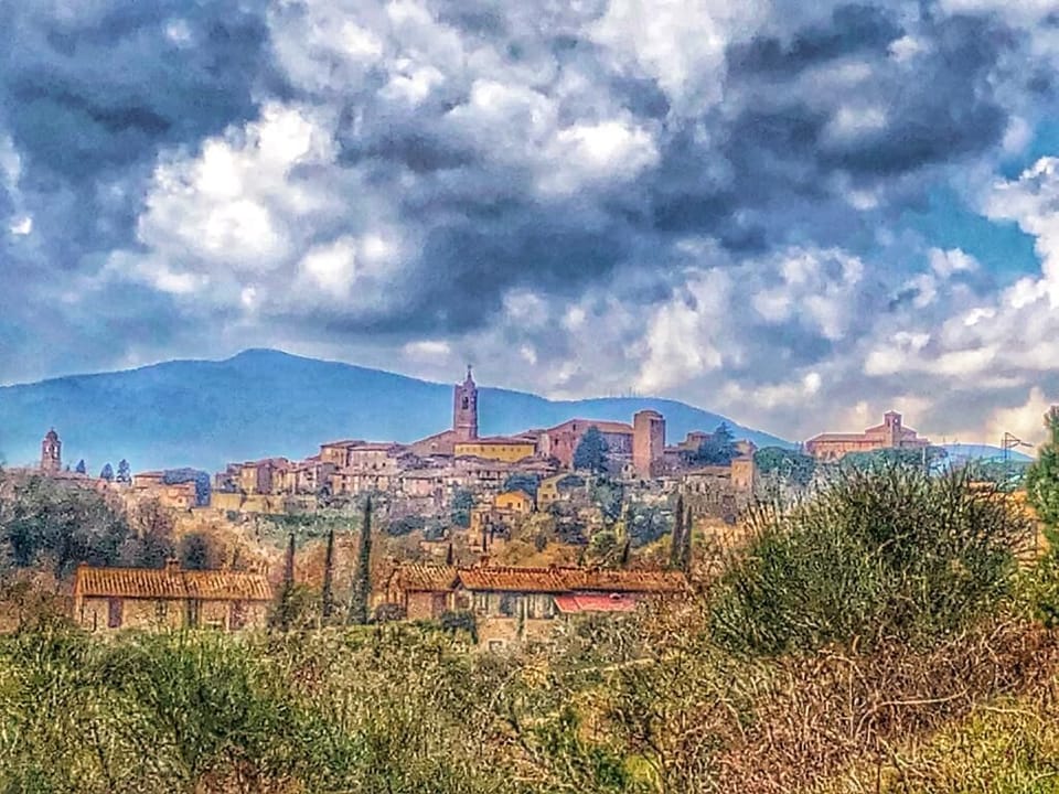 Historic Città della Pieve, A short walk from the cottage