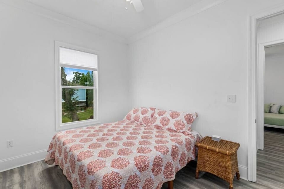 Second King Bedroom - located off main hallway.