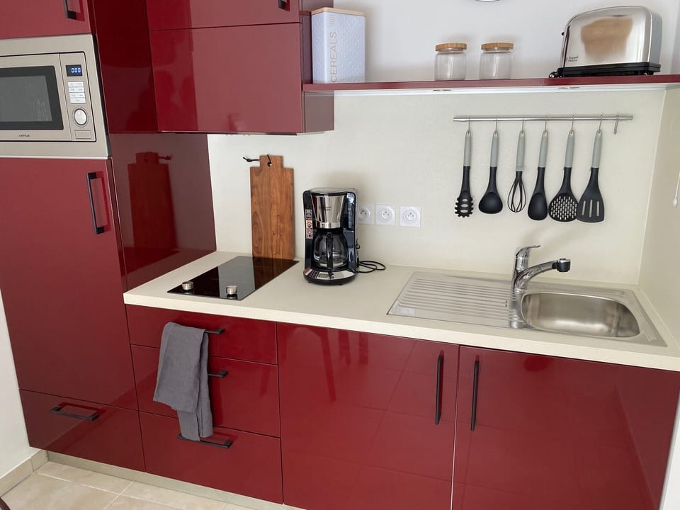 Apartment, Ensuite (T2) | Shared kitchen
