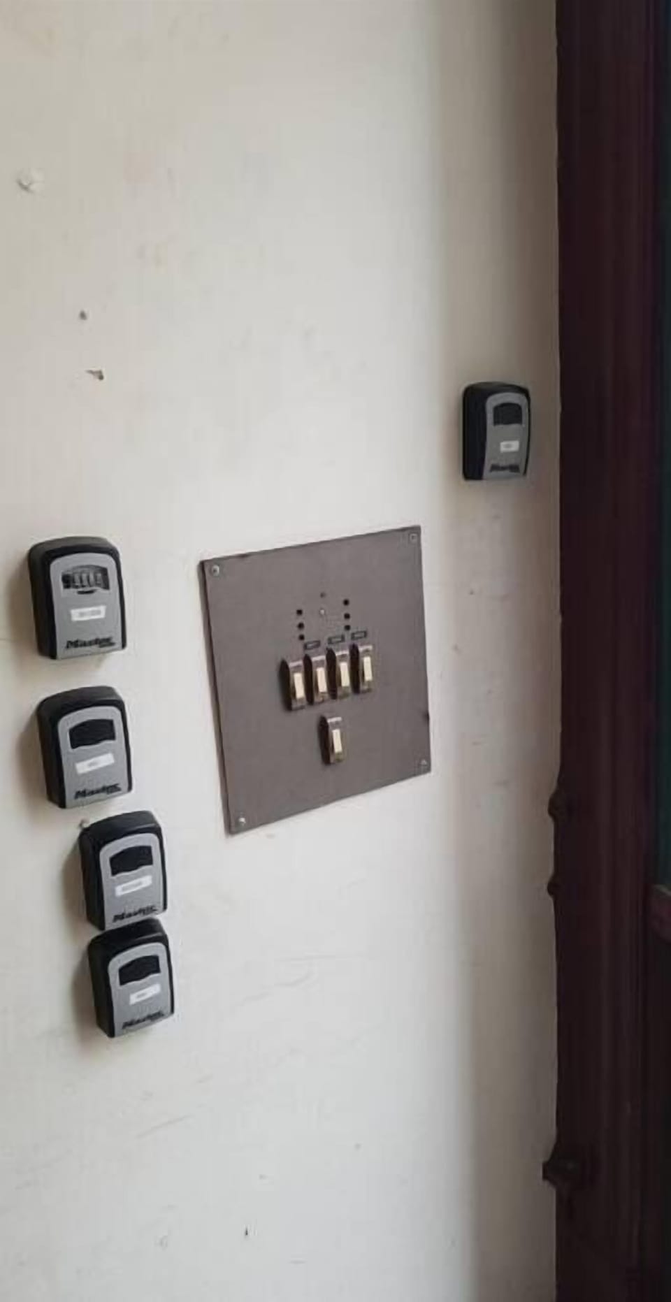 61d60f3d 95db 4ba5 985a 60c44b3f3e18