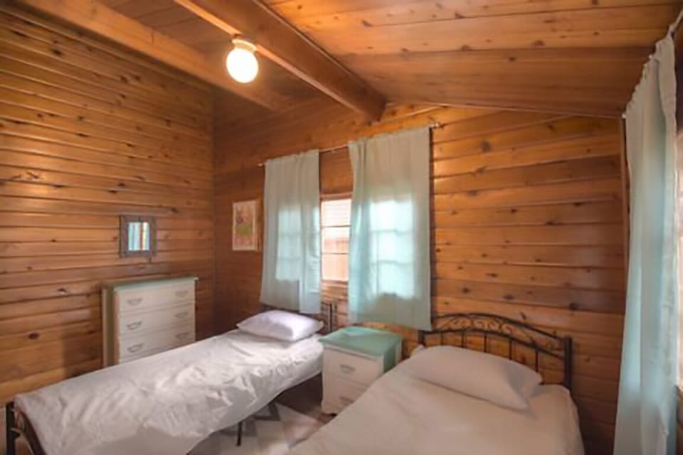 Twin x 2 Bedroom view