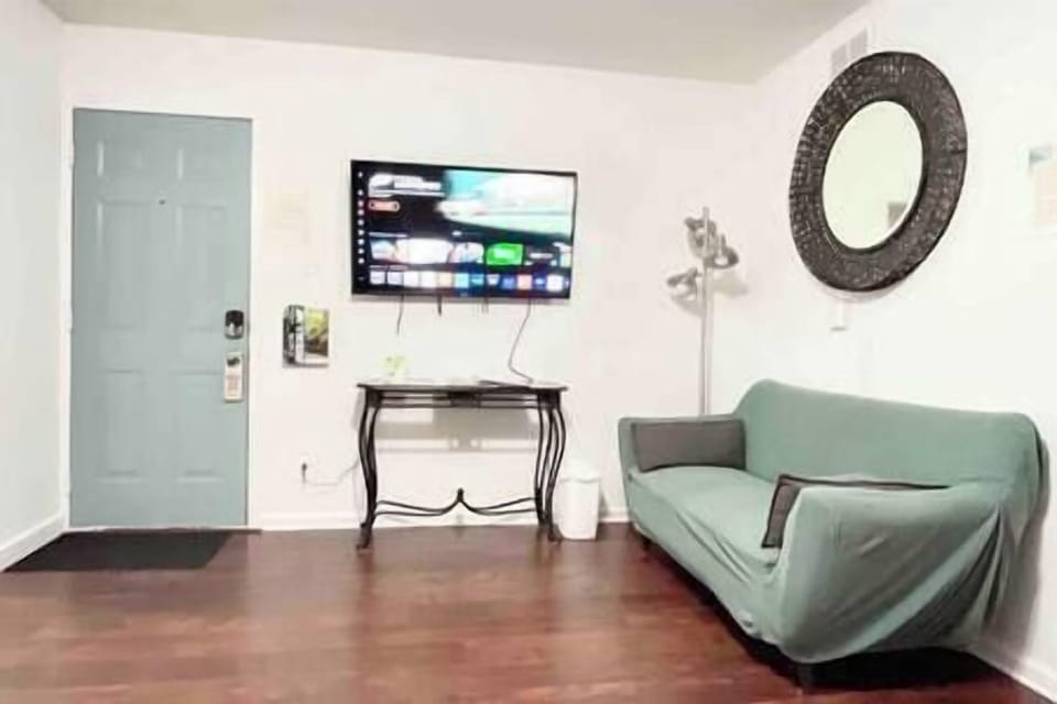 Living room (2)