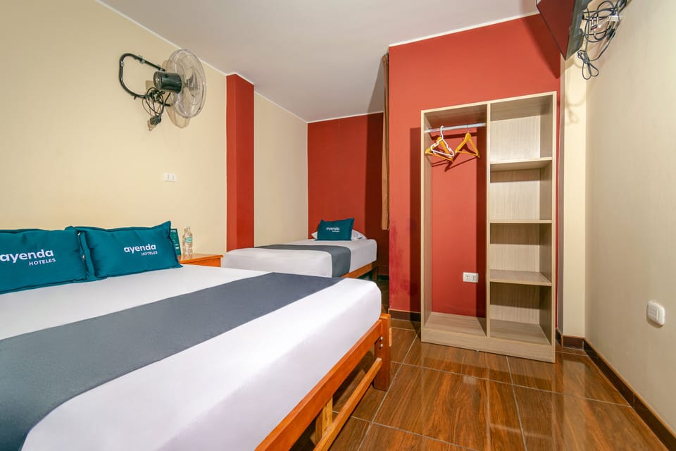 Standard Twin Room | Desk, WiFi (free), bed sheets