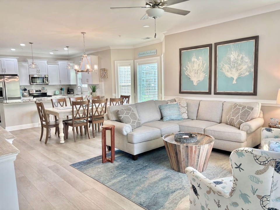 Bright & spacious.