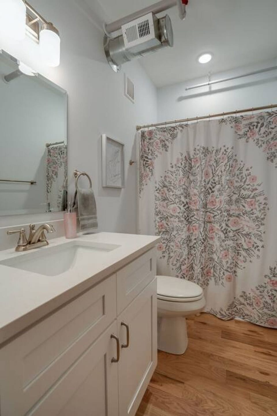 Bathroom #2: full bathroom in Bedroom #3. Bathroom is stocked with shampoo, condition and body wash, as well as towels, make up remover wipes and toilet paper!