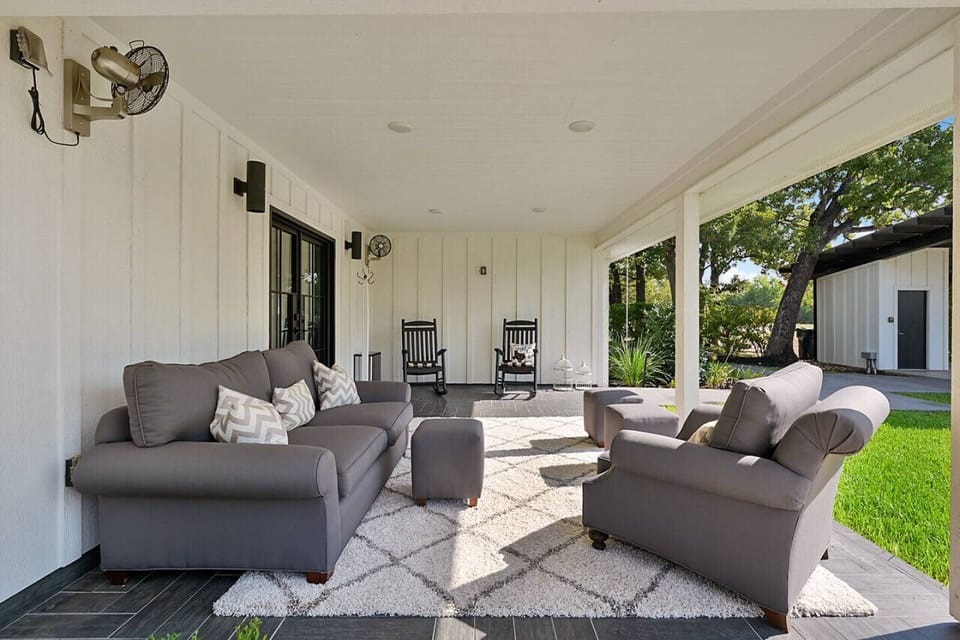 Outdoor seating for entertaining