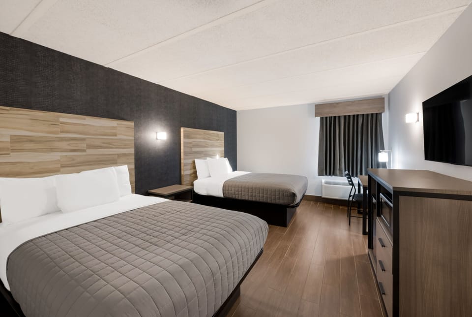 Deluxe Double Room | Desk, laptop workspace, free WiFi, bed sheets