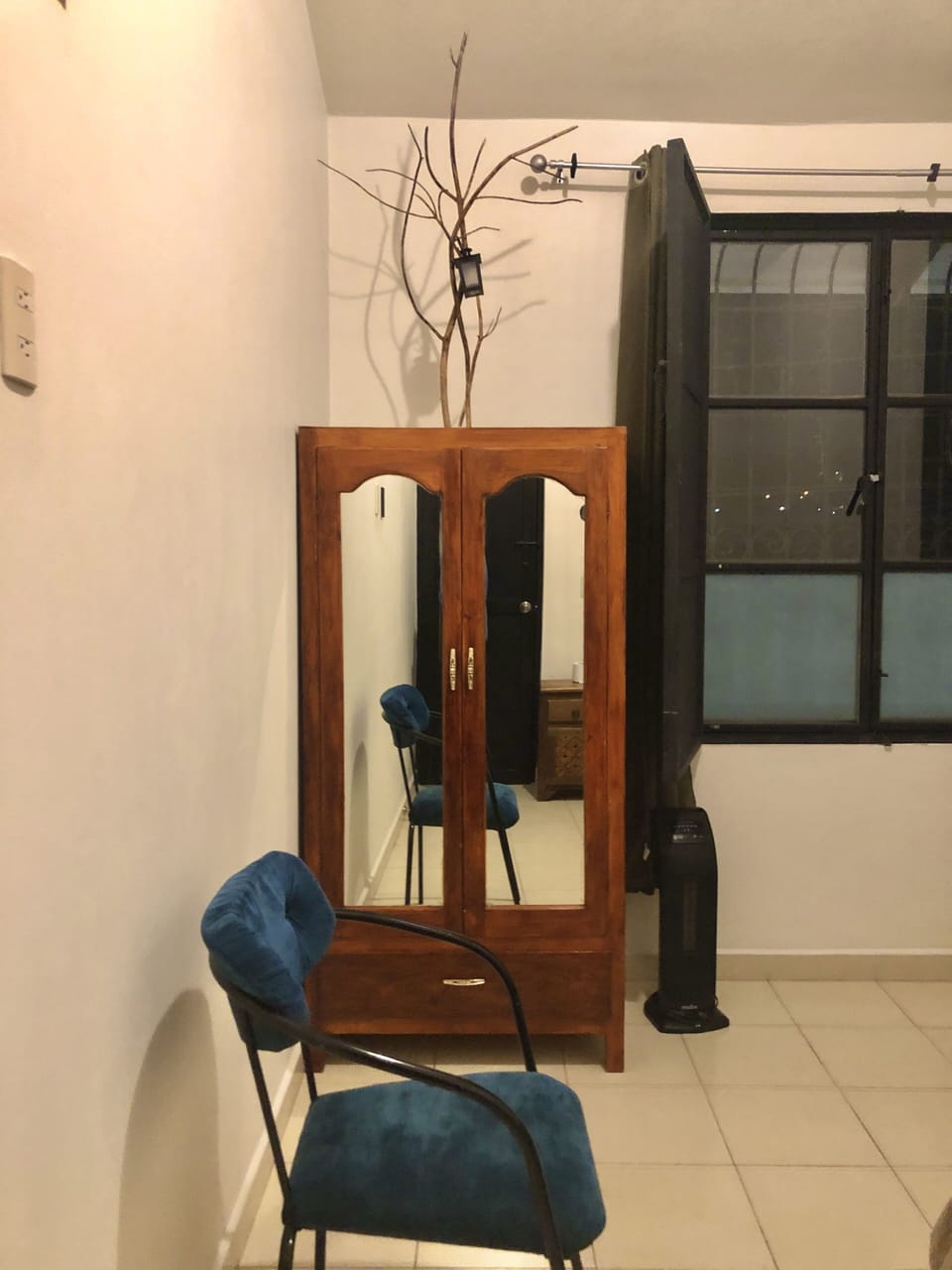 Basic Single Room | Iron/ironing board (on request), WiFi (free), bed sheets