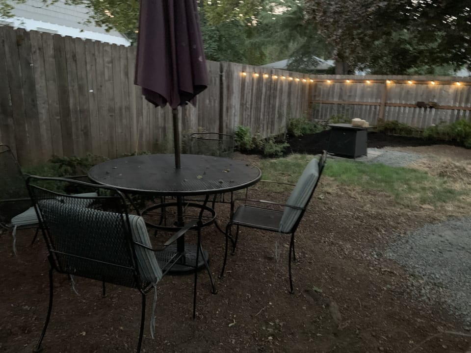 Outdoor dining
