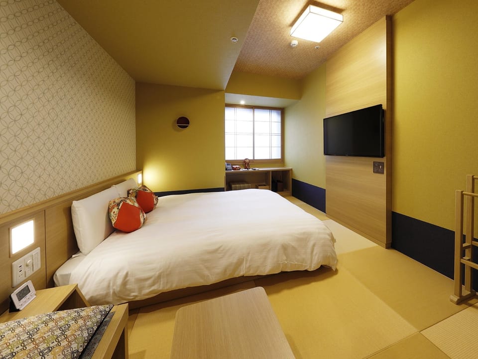 In-room safe, blackout drapes, soundproofing, iron/ironing board