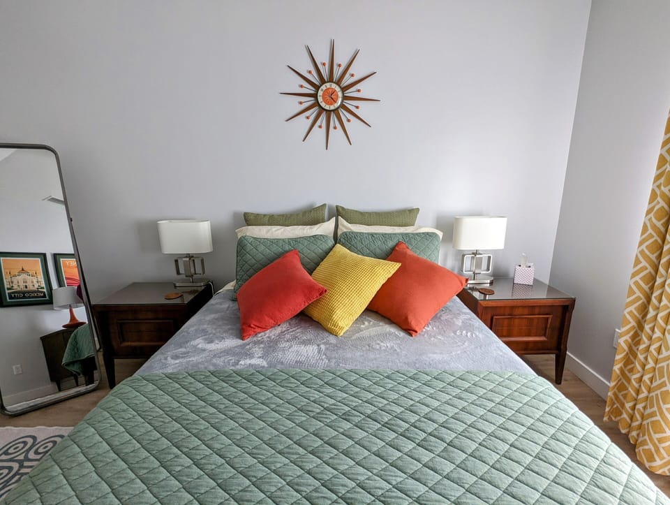 Queen size bed