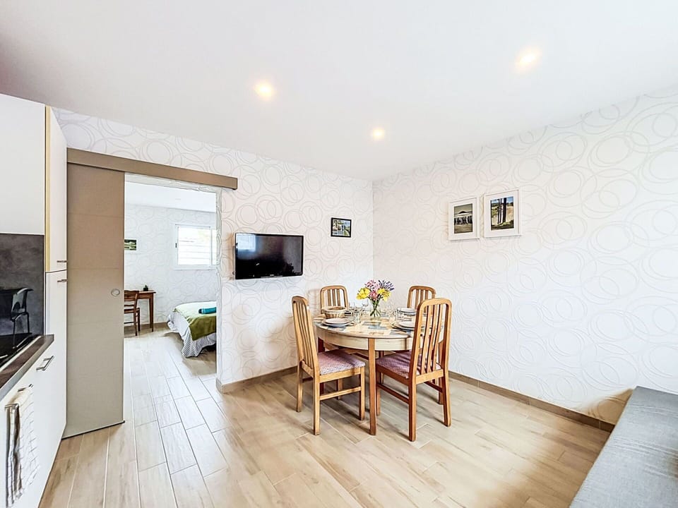 Interior Design, Flooring, Furniture, Floor, Wood, Room, Ceiling, Lighting, Wood Flooring, Home