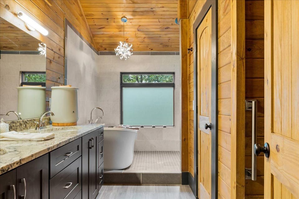Master bath