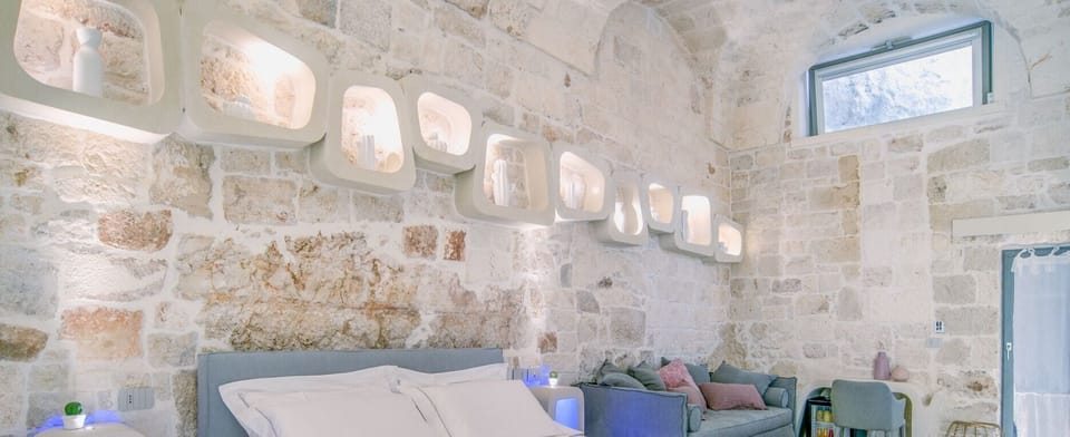 Junior Room, 1 Bedroom | Frette Italian sheets, premium bedding, down comforters, minibar