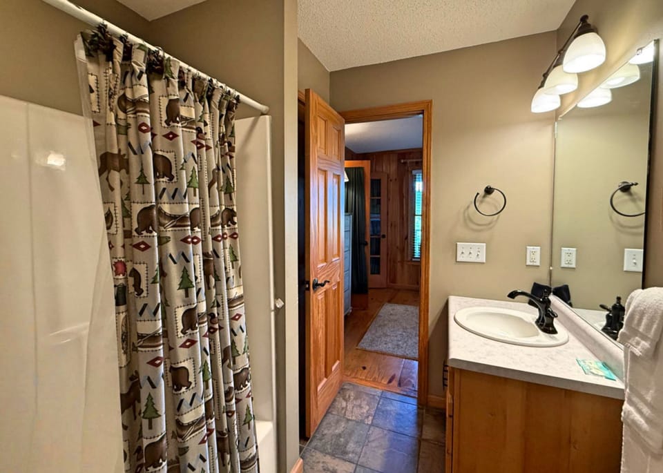 Bath/Shower in Primary