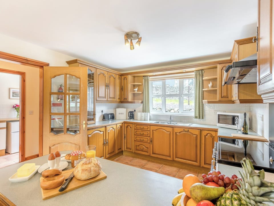 Kitchen/diner | Cysgod Y Capel, Cerrigydrudion