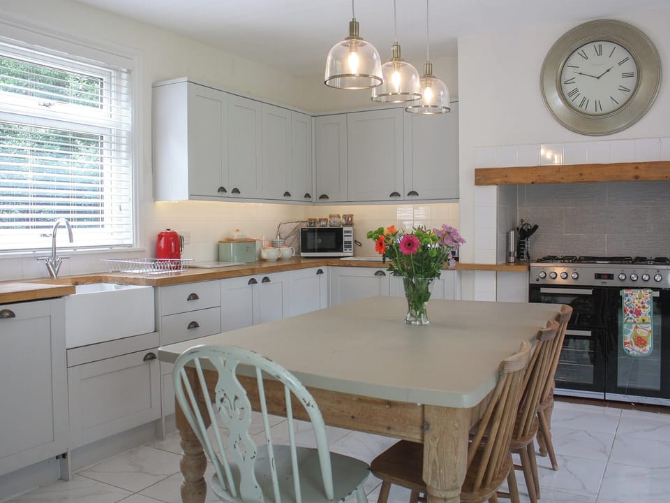 Kitchen | Head Brewers House, Wainfleet