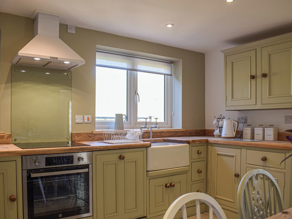 Kitchen/diner | Tan y Llidiart, Bwlch y Ddar, near Llanfyllin