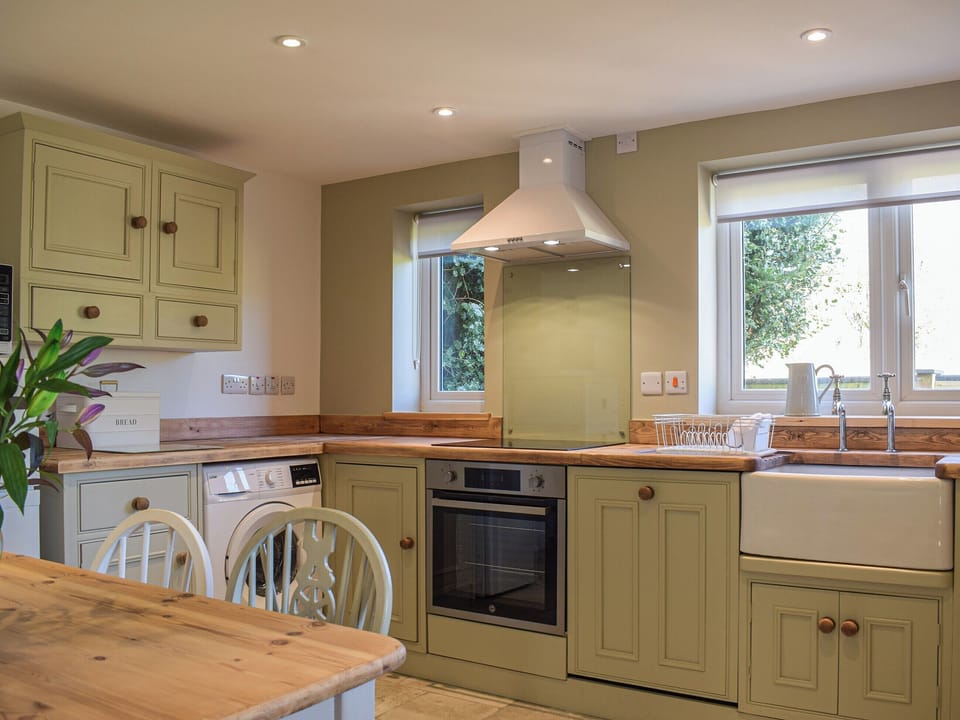 Kitchen/diner | Tan y Llidiart, Bwlch y Ddar, near Llanfyllin