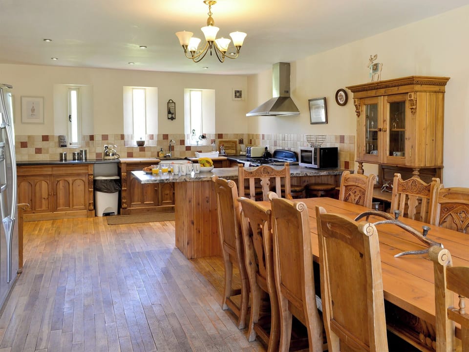 Spacious kitchen and dining area | The Coach House - Lambley Farm, Lambley near Haltwhistle
