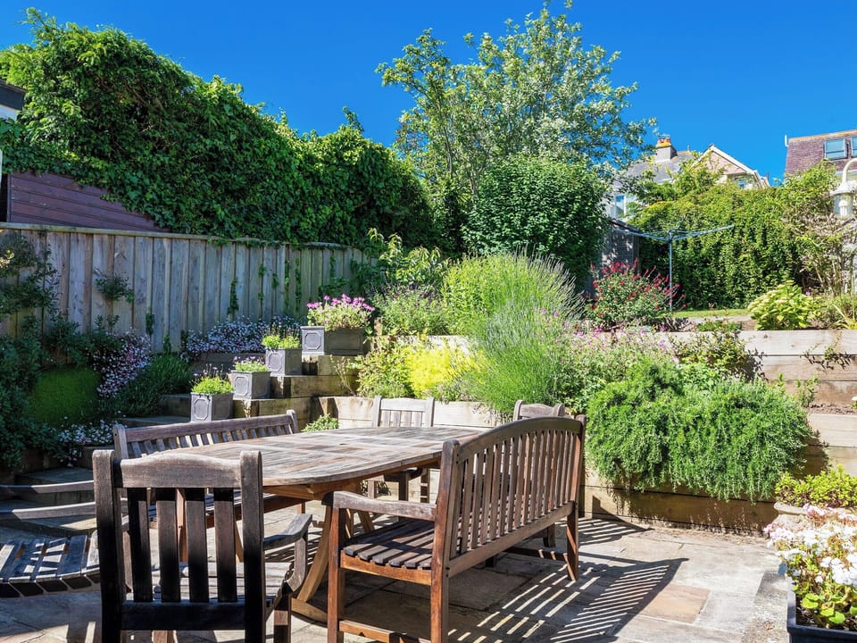 Outdoor area | Otters Cottage, Salcombe