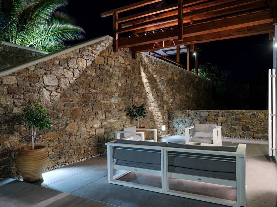 Villa | Balcony