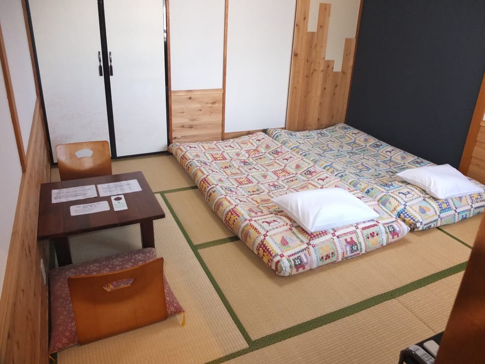 Twin Room | Free WiFi