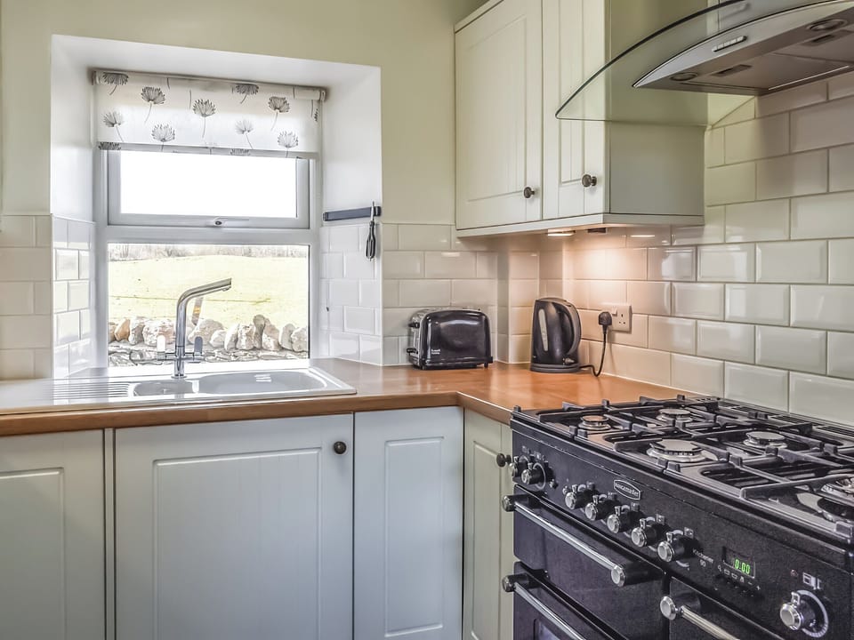 Kitchen/diner | Glanrhyd, Llanfechell, near Amlwch