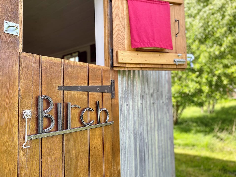 Exterior | Chelworth Shepherds Huts - Birch Shepherds Hut - Chelworth Shepherds Huts , Cricklade