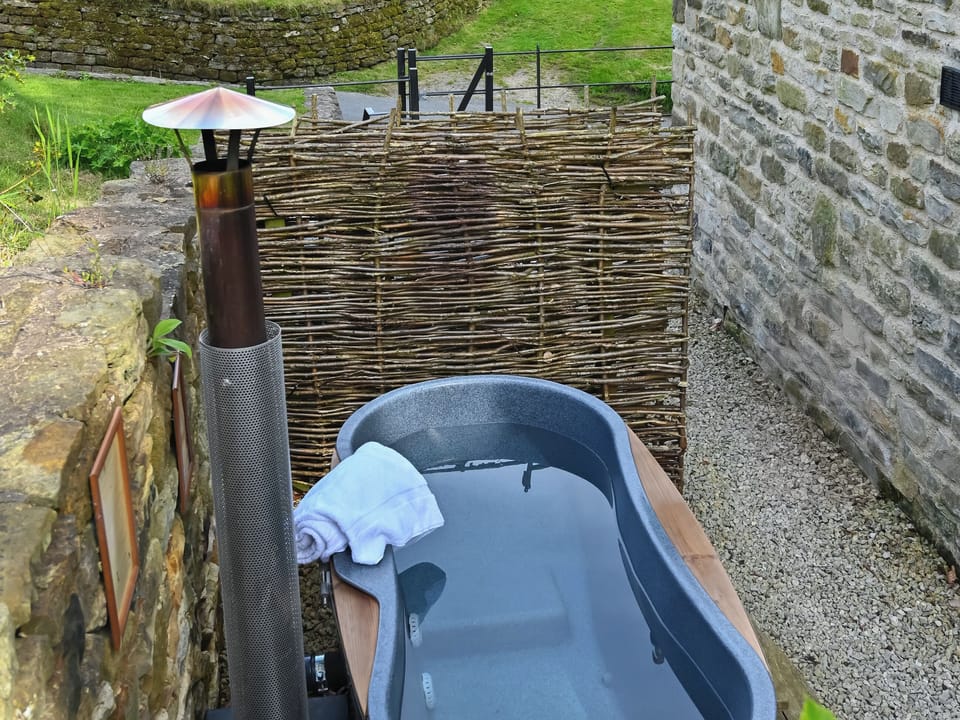 Hot tub | Tiggywinkle Cottage, Hawnby, near Helmsley