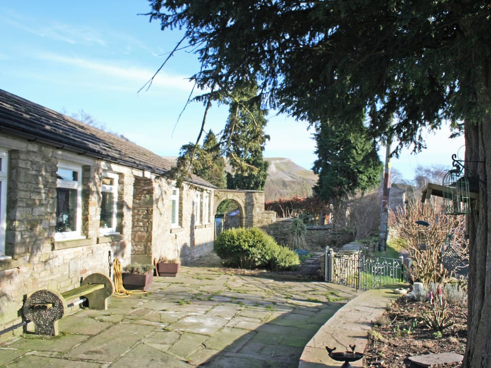 Bloomers Bothy, Woodhall near Askrigg