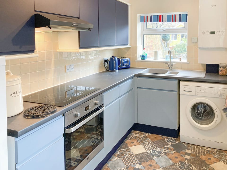 Kitchen | Admiral&rsquo;s Cottage, Bridlington