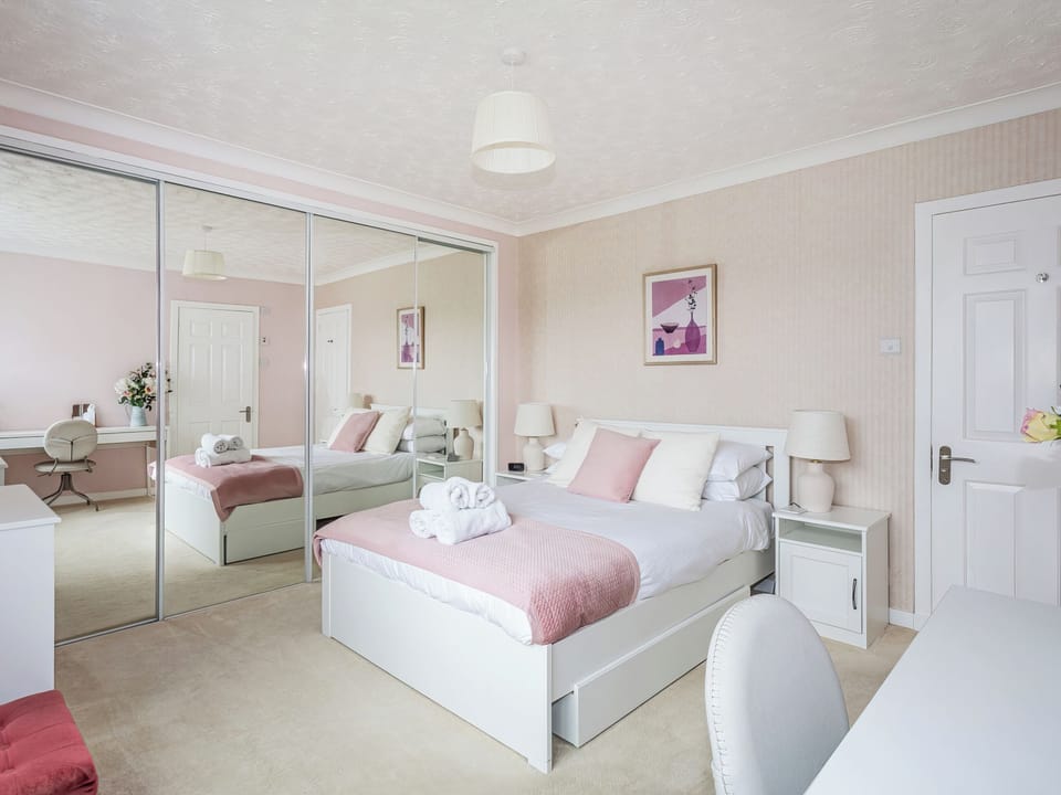 Double bedroom | Bay View, Brodick