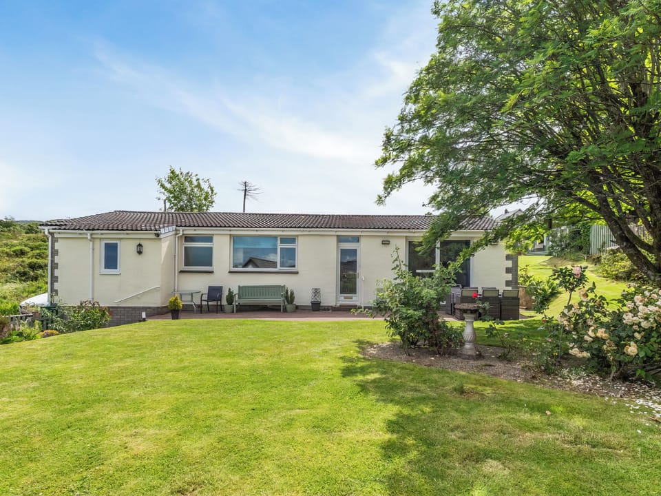 Exterior | Bay View, Brodick