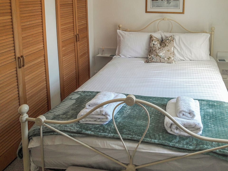 Double bedroom | Silver Cottage, Dartmouth