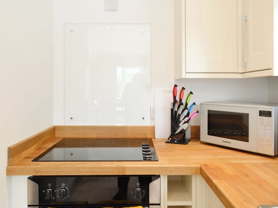 Kitchen | Boatman&rsquo;s Cottage at Inverinan Mor, Inverinan