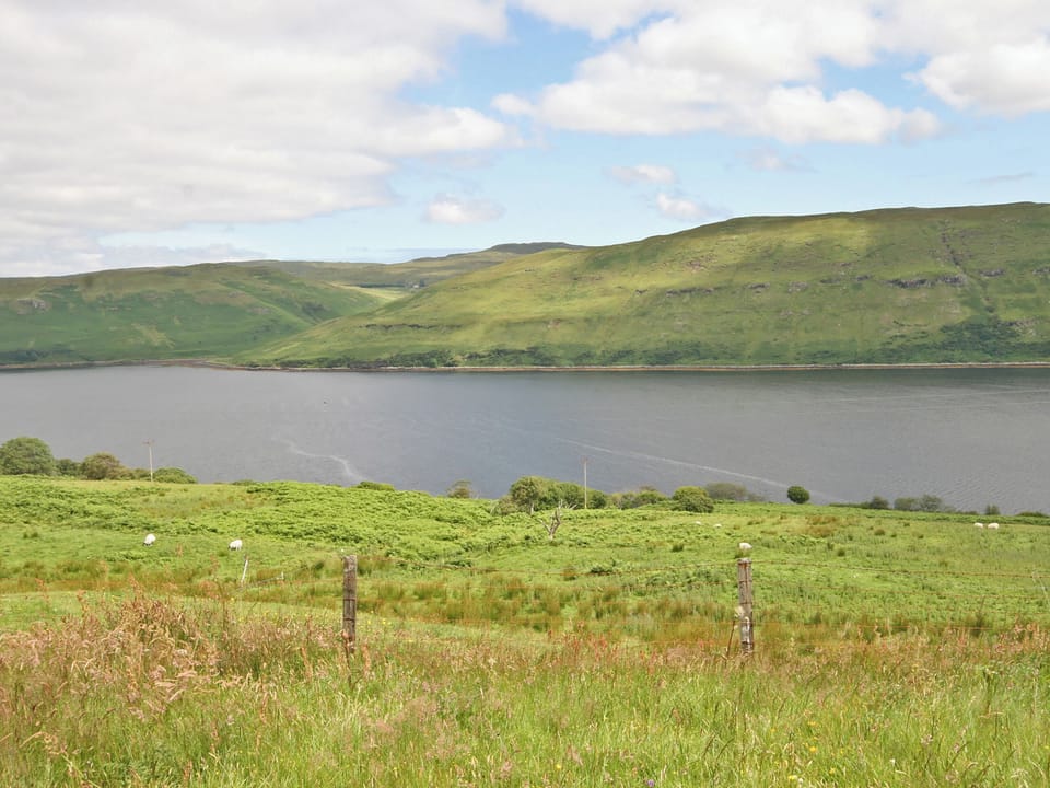 Nyumbani, Carbost, Isle of Skye