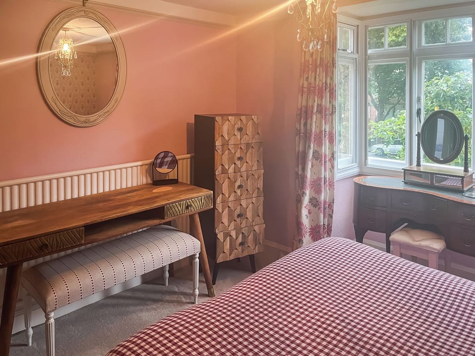 Bedroom | Quince Cottage, Tenterden
