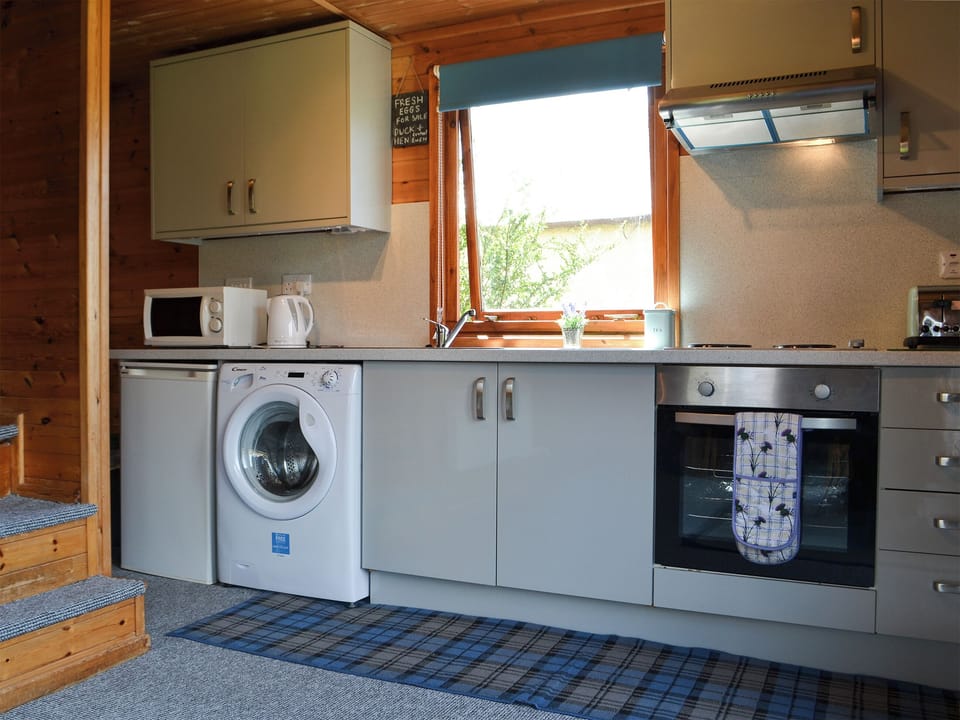 Kitchen | Loch Arkaig, Corpach, Fort William