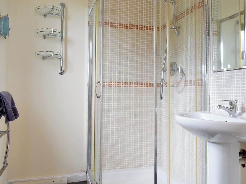 En-suite shower room | Driftwood, Corrie, Isle of Arran