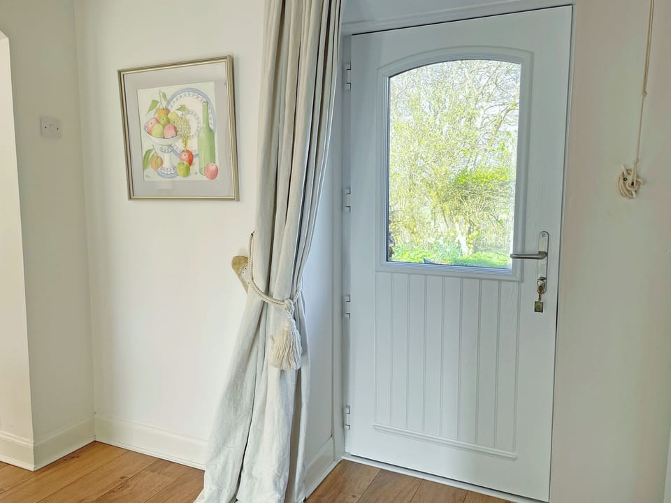 Door to back garden | Goose Cottage, Drumcrosshall, Bathgate near Edinburgh