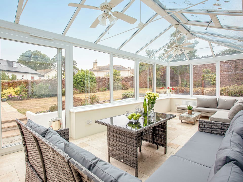 Conservatory | Flower Pot House - Broadshade Holiday Apartments, Paignton