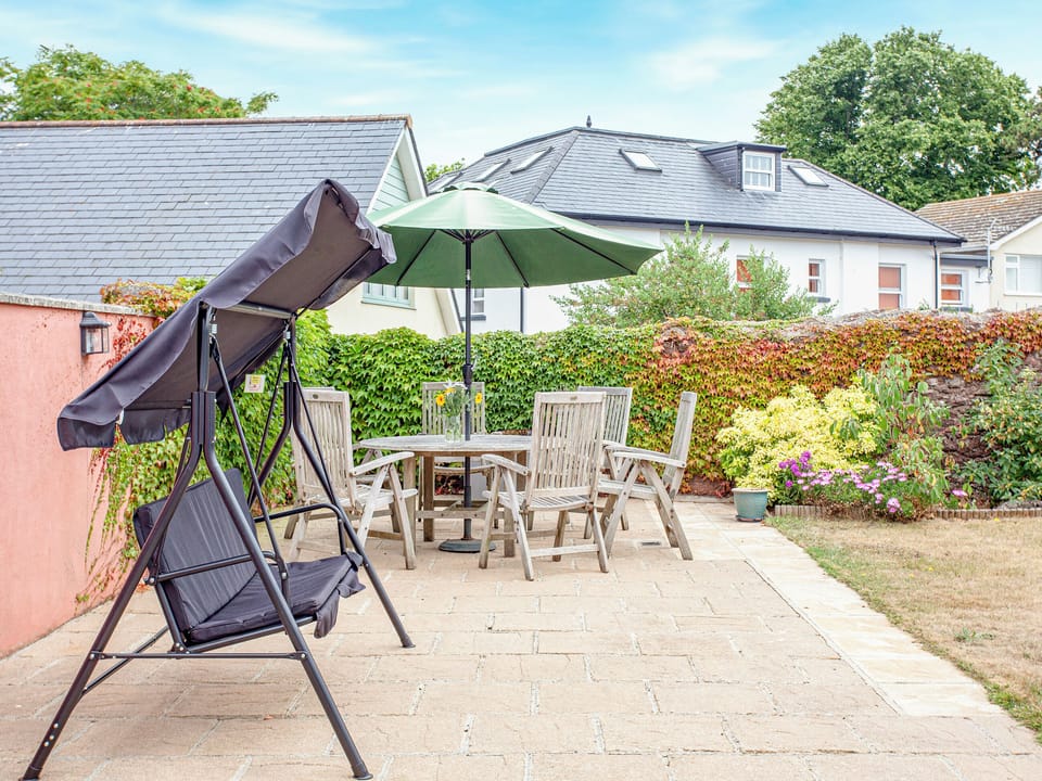 Sitting-out-area | Flower Pot House - Broadshade Holiday Apartments, Paignton